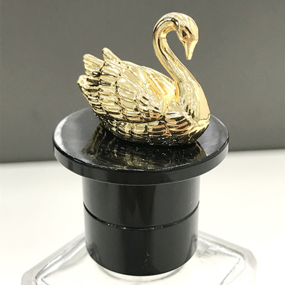 خرید 36*36*52ميلي متر کلاه بطري براي زاماک پوشک عطر قابل سفارشي MOQ 10000pcs online manufacture