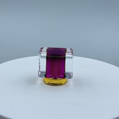 خرید 15mm Plastic Perfume Bottle Cap with Golden Chrome Black Purple Plating and 150°F Temperature Resistance online manufacture