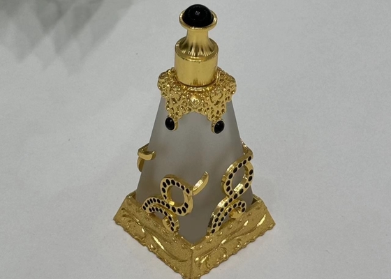 طراحی شخصی بسته بندی شده فلز عطر کاپ آلیاژ روی زینک عطر بطری کاپ