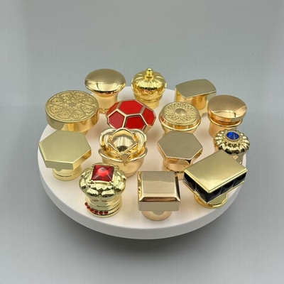 برچسب سفارشی کف بطری عطر برای بطری شیشه ای FEA15 سازگاری جهانی پوشش طلا