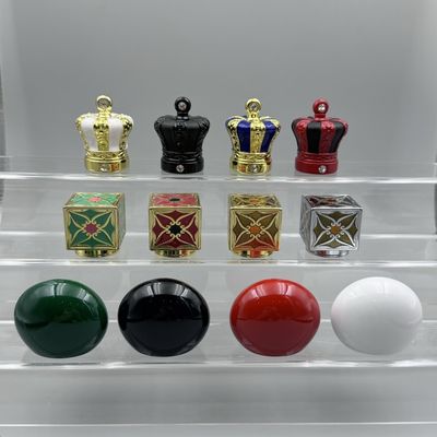 کلاهک عطر زاماک طلایی و سیاه برای گردن بطری های استاندارد